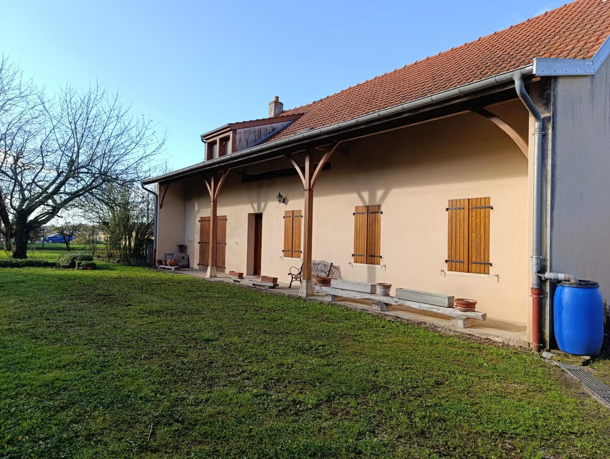 Maison au coeur de la campagne jurassienne Beauvoisin  Extérieur photo